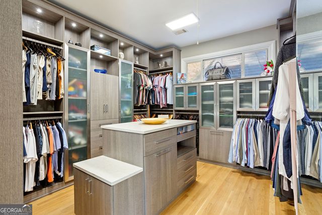 3906 Paces Ferry Road NW, Atlanta, GA 30327