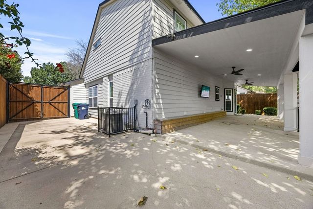 2304 Crestmeadow Street, Denton, TX 76207