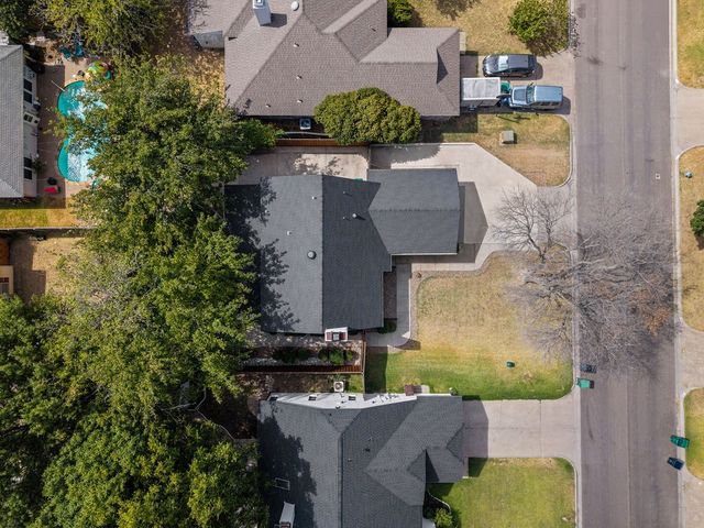 2304 Crestmeadow Street, Denton, TX 76207