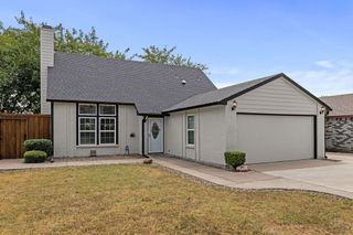 2304 Crestmeadow Street, Denton, TX 76207