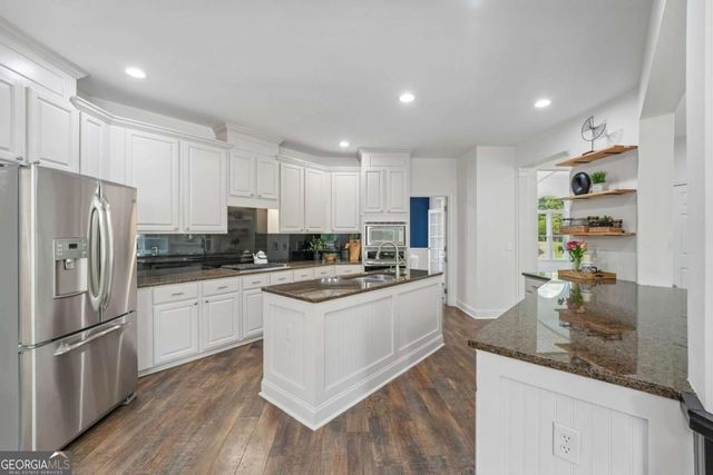6010 Masters Club Drive, Suwanee, GA 30024