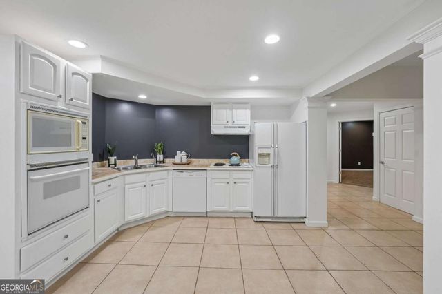 6010 Masters Club Drive, Suwanee, GA 30024
