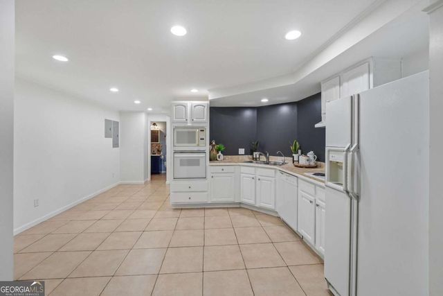 6010 Masters Club Drive, Suwanee, GA 30024