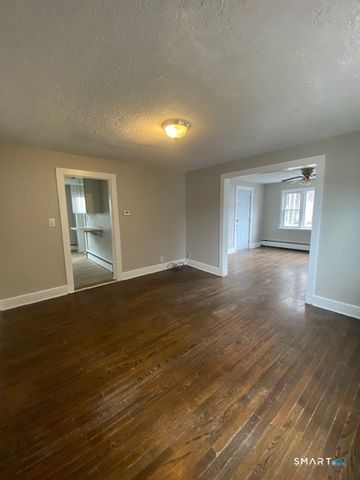 31 Tyler Avenue, Plainville, CT 06062