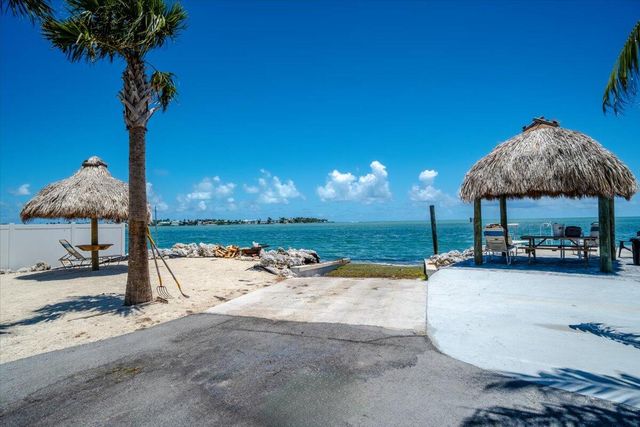 10877 Overseas Hwy Apt 94, Marathon, FL 33050