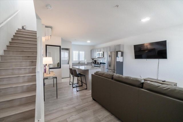 10877 Overseas Hwy Apt 94, Marathon, FL 33050