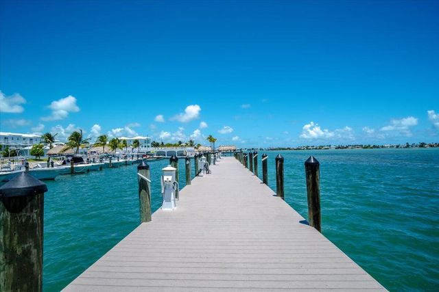 10877 Overseas Hwy Apt 94, Marathon, FL 33050