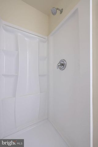 8140 HOKES RD, Glen Rock, PA 17327