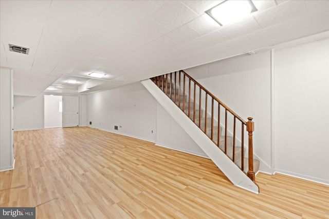 7504 RADNOR RD, Bethesda, MD 20817