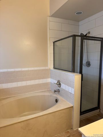 11811 James Vinson, San Antonio, TX 78253