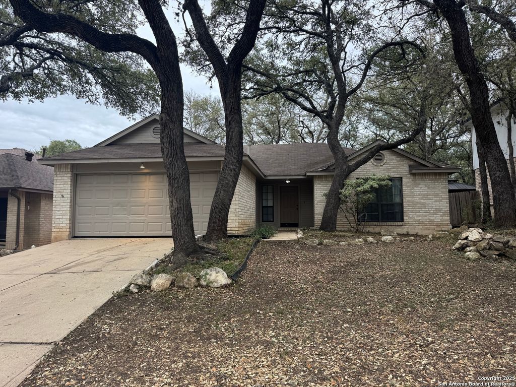 11811 James Vinson, San Antonio, TX 78253