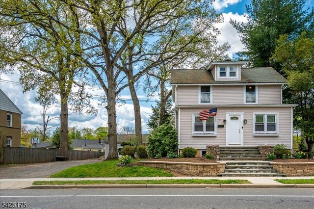 35 Edgewood Ter, South Bound Brook Boro, NJ 08880