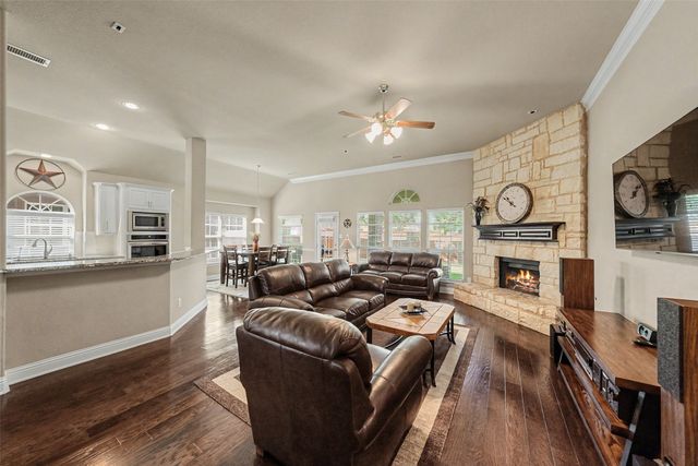3310 Edinburgh Drive, Sachse, TX 75048