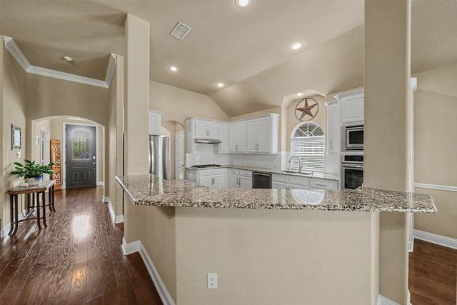 3310 Edinburgh Drive, Sachse, TX 75048