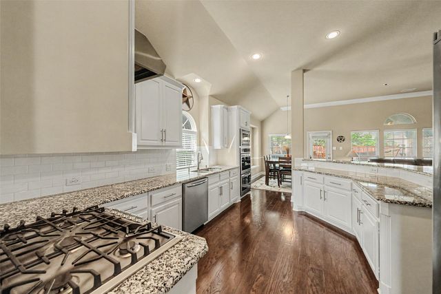 3310 Edinburgh Drive, Sachse, TX 75048