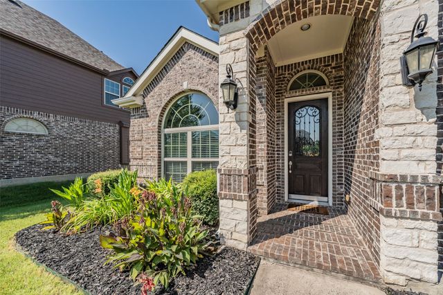 3310 Edinburgh Drive, Sachse, TX 75048