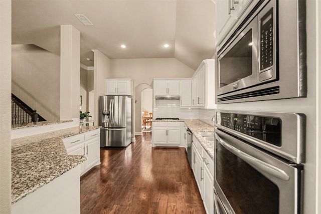 3310 Edinburgh Drive, Sachse, TX 75048