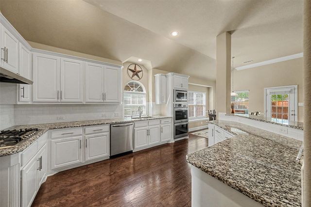 3310 Edinburgh Drive, Sachse, TX 75048