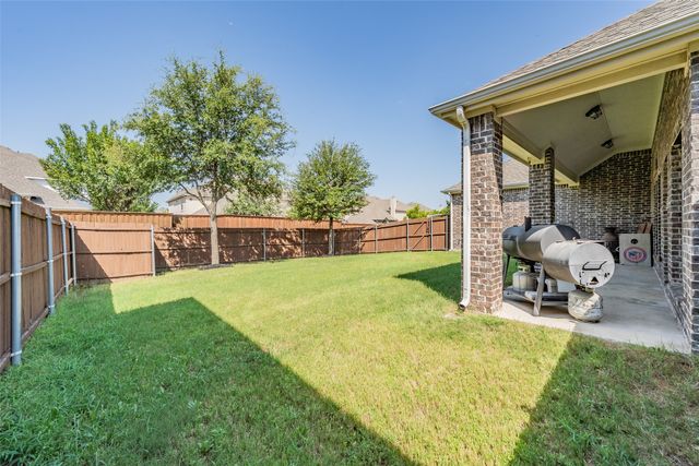 3310 Edinburgh Drive, Sachse, TX 75048