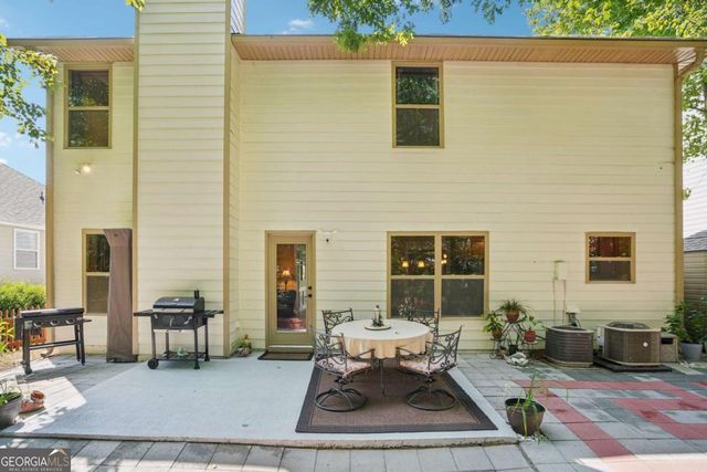 715 Moonlight Way, Suwanee, GA 30024