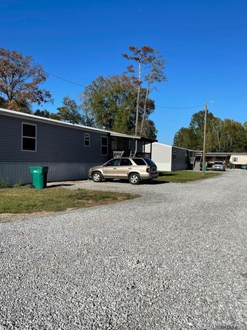 25697 Gill Rd, Denham Springs, LA 70726