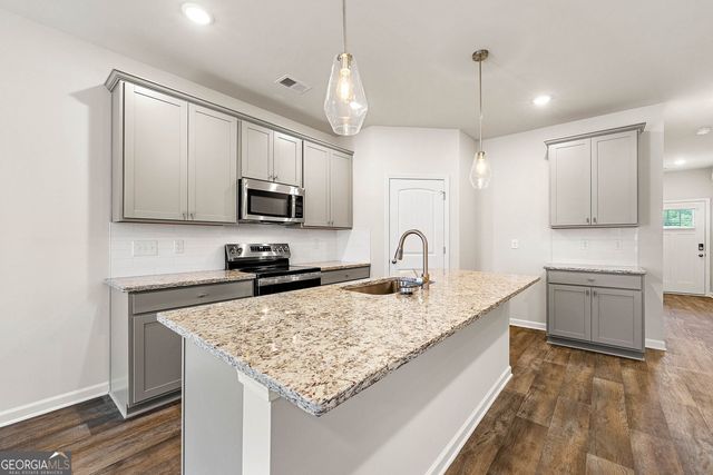 5224 MUNDY Grove Lane, Gainesville, GA 30504