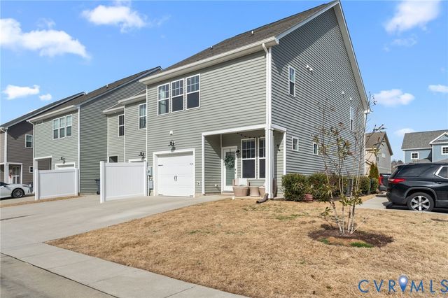 7731 Leeds Castle Ln, New Kent, VA 23124