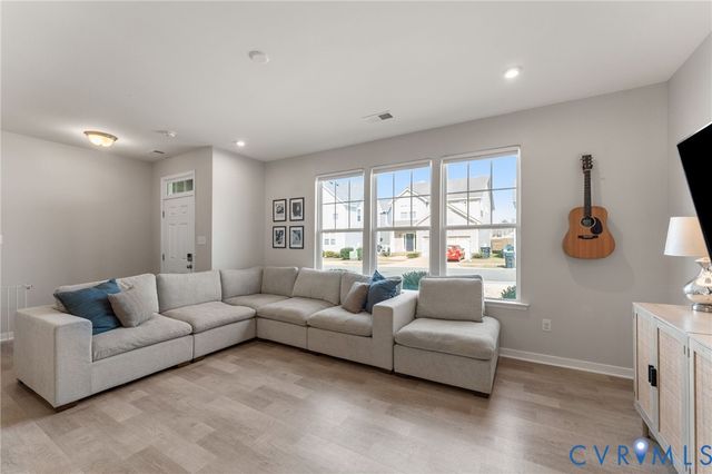 7731 Leeds Castle Ln, New Kent, VA 23124