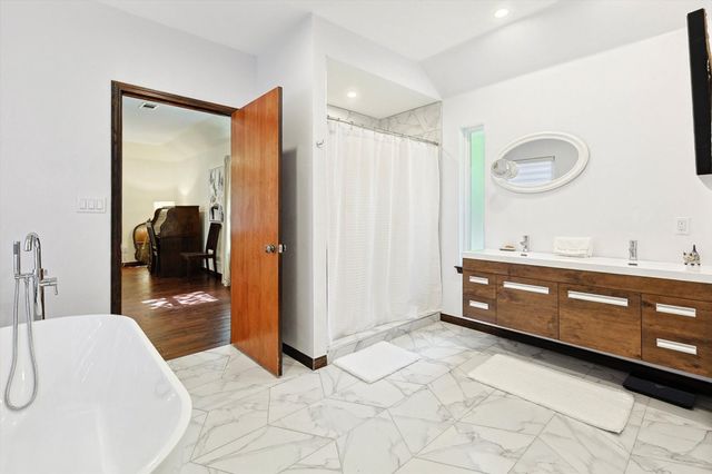 700 Elmwood, Flower Mound, TX 75022