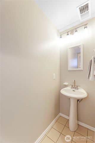 11520 Maple Court, Mukilteo, WA 98275