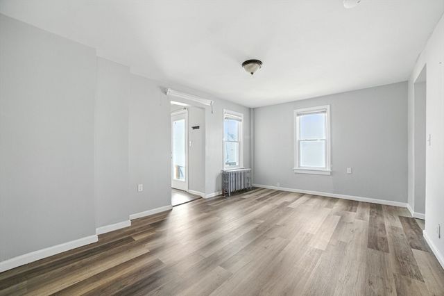 661 Carew St, Springfield, MA 01104