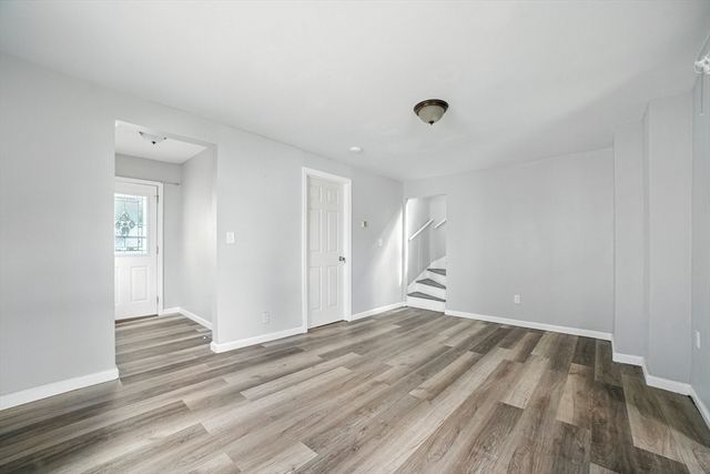 661 Carew St, Springfield, MA 01104
