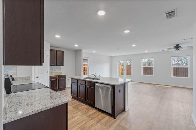 967 Merganser Way, Crestview, FL 32539