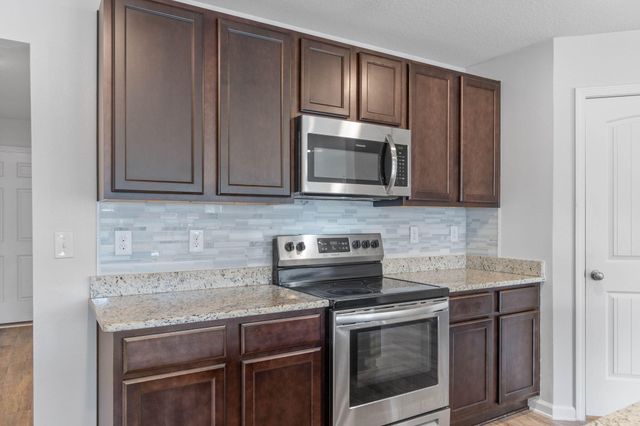 967 Merganser Way, Crestview, FL 32539