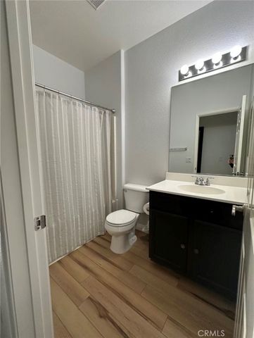 15423 Park Point, Lake Elsinore, CA 92532
