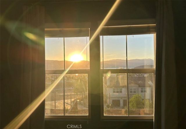 15423 Park Point, Lake Elsinore, CA 92532