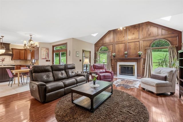 119 Laurel Oak Drive, Ohio Twp, PA 15143
