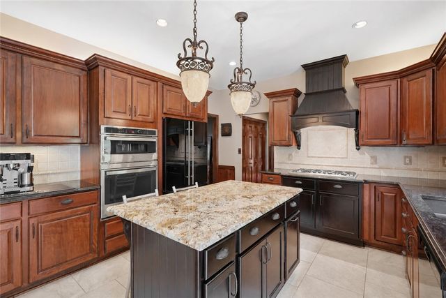 119 Laurel Oak Drive, Ohio Twp, PA 15143
