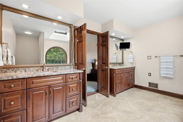 119 Laurel Oak Drive, Ohio Twp, PA 15143