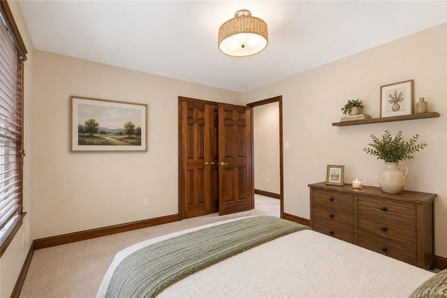 119 Laurel Oak Drive, Ohio Twp, PA 15143