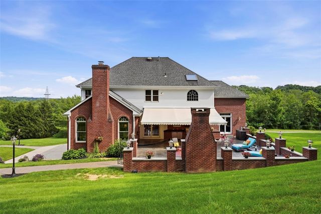 119 Laurel Oak Drive, Ohio Twp, PA 15143