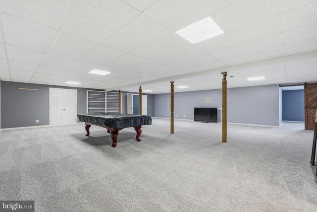 10292 CLIFF MILLS RD, Marshall, VA 20115