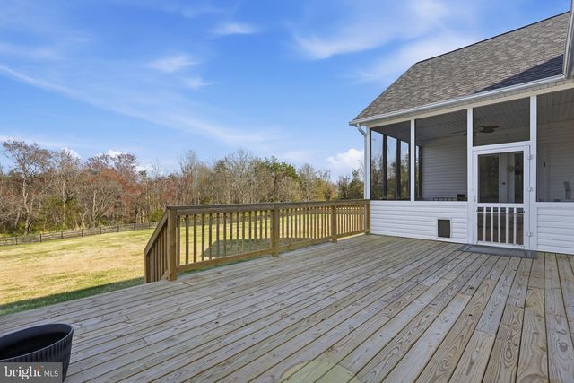 10292 CLIFF MILLS RD, Marshall, VA 20115