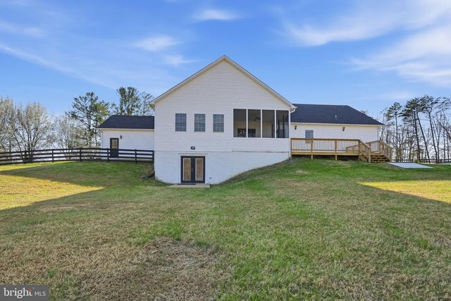 10292 CLIFF MILLS RD, Marshall, VA 20115