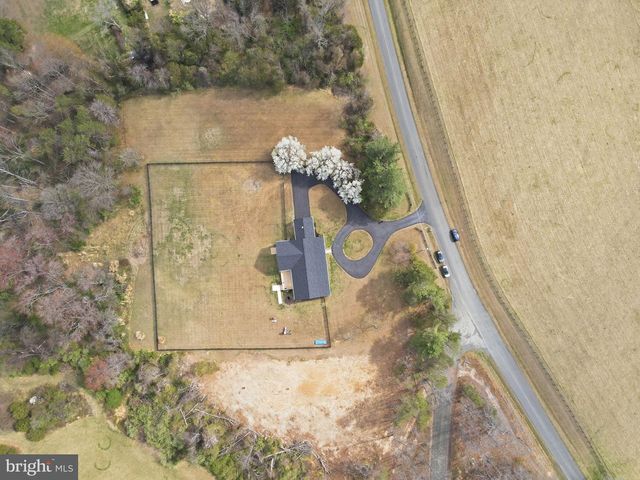 10292 CLIFF MILLS RD, Marshall, VA 20115
