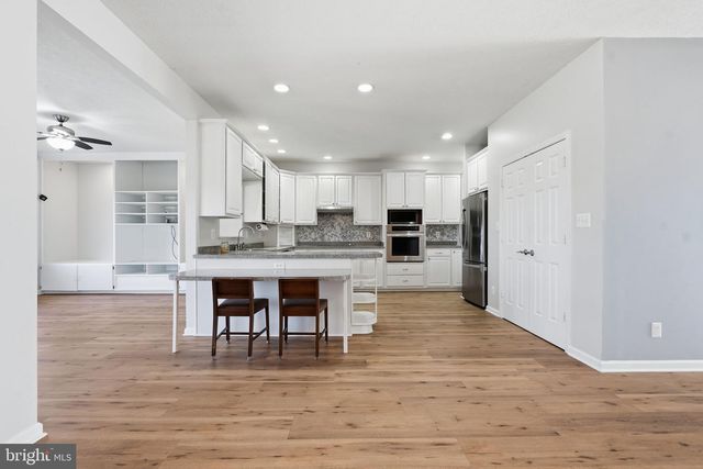 10292 CLIFF MILLS RD, Marshall, VA 20115