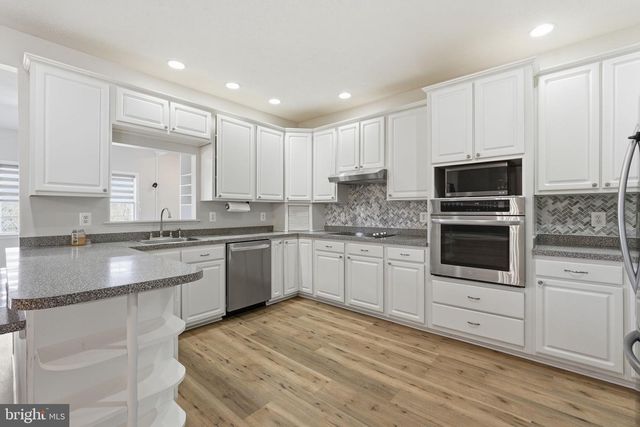 10292 CLIFF MILLS RD, Marshall, VA 20115