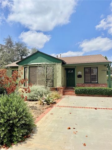 17531 Lemay Place, Lake Balboa, CA 91406