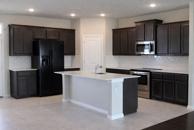 2267 County Road 4010 Road, Decatur, TX 76234