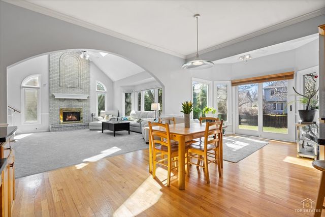 3719 Falkner Drive, Naperville, IL 60564